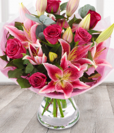 shades of pink wrapped bouquet with vase