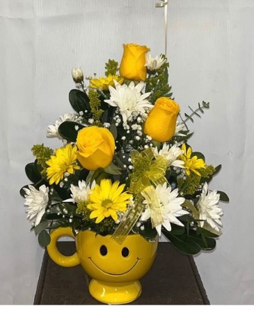Share a Smile! in Center Moriches, NY | BOULEVARD FLORIST Share a Smile! in Center Moriches, NY | BOULEVARD FLORIST