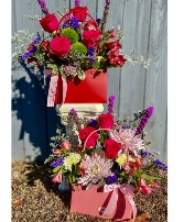 Shopping In Paris  Valentine Mixed Arrangement 