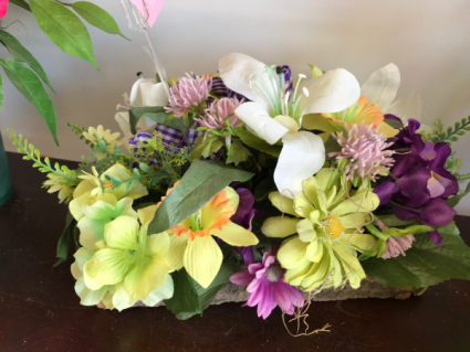 Silk Centerpiece Spring 18