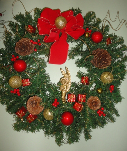 Silk Holiday Wreath
