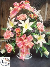 Silk Sympathy Basket 