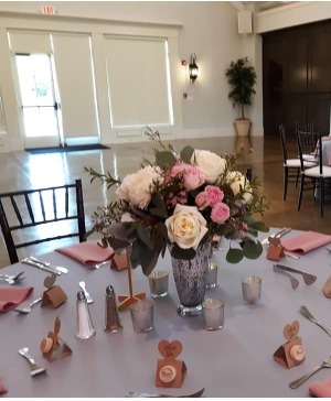 silver and pink centerpiece reception