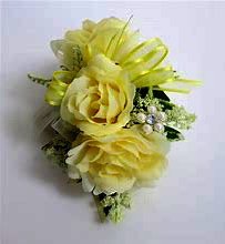 Simple Beauty Prom Corsage