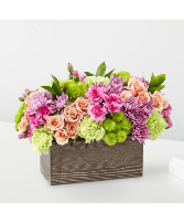 Simple Charm Box Mixed Arrangement
