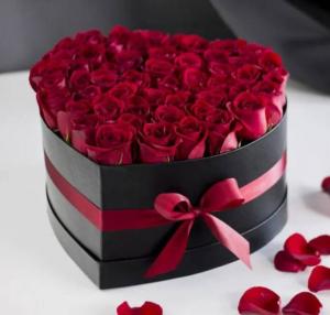 Simple Heart Box Your Choice of Color in Arlington, TX | Erinn's Creations Florist Simple Heart Box Your Choice of Color in Arlington, TX | Erinn's Creations Florist