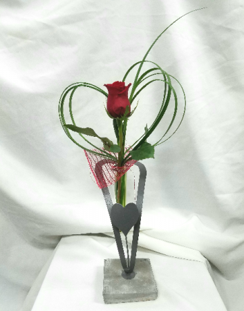 Simple Love Fresh Floral Design