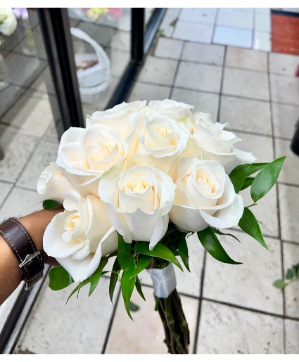 simple rose bouquet  