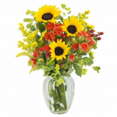 Simple & Sunny Floral Arrangement