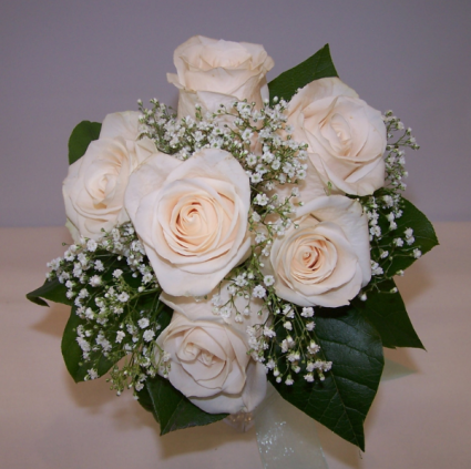 Simplicity in White Bouquet