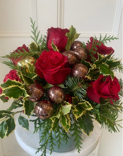 Simply Christmas Rose Arrangement