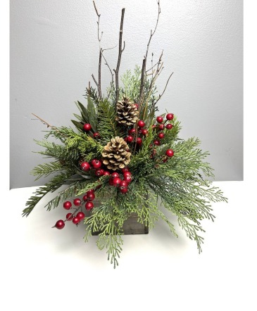 Simply Greens centerpiece in Cherryville, BC | Simply Baskets, Gifts & The Spruce Farm Mercantile