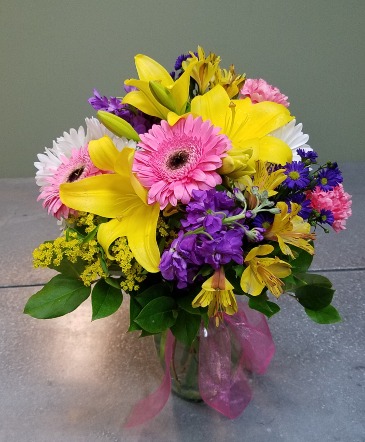 Simply Spring Vase Arrangement in Lafayette, LA | Lafayette Flower Factory