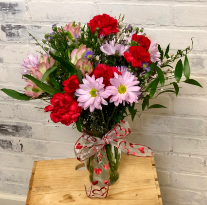 Simply Sweet vase arrangement