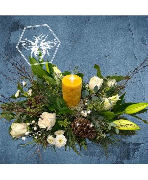 Single candle center piece  Designers Choice