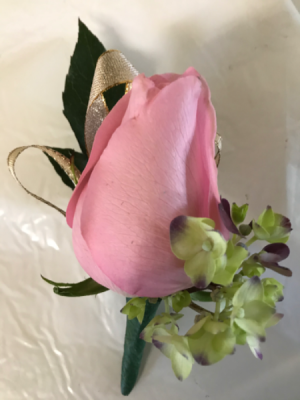 Single Rose on Hydro Prom Flowers 
