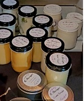 Sip and Pour Candle Making Workshop gift