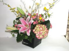 SIZZLING SURPRISE Vase of Flowers
