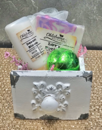Small Antique White Pampered Box