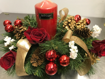 SMALL CENTERPIECE CANDLE CENTERPIECE in Parma, OH | The Parma Flower Shop SMALL CENTERPIECE CANDLE CENTERPIECE in Parma, OH | The Parma Flower Shop