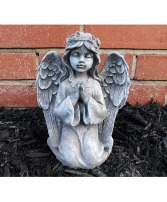 Small kneeling Angel 