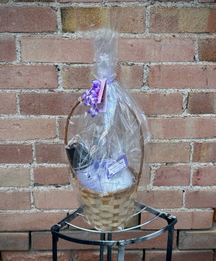 Small Lavender Gift Basket 