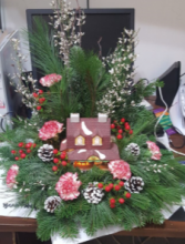 Red & Green Small LED House Holiday Basket