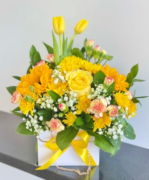 Small mixed handbag arrangement  blooming box
