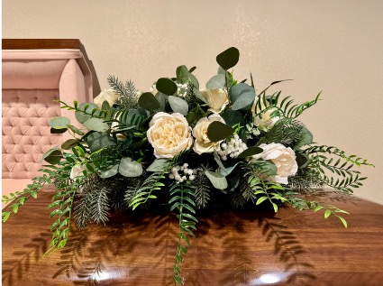 Small Rental casket Spray 