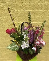 Small Spring Basket 