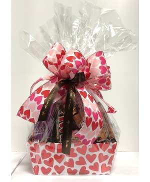 Snack & Candy Basket Valentine's 