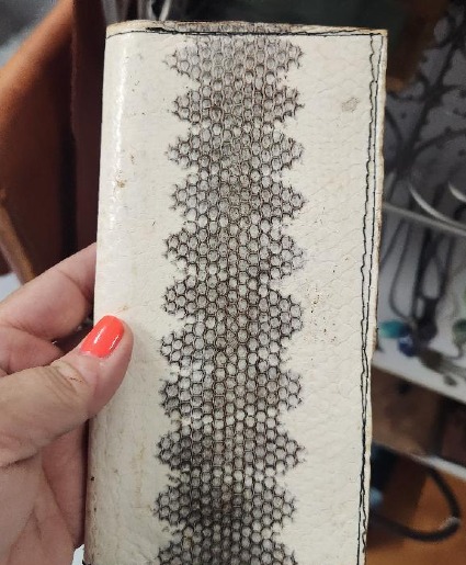 Snakeskin Leather Billfold gift