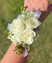 Snow White Corsage Corsage