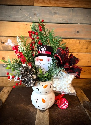 Snowball fight ceramic hot cocoa arrangment 