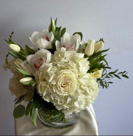 Snowfall Serenity Floral Arrangement