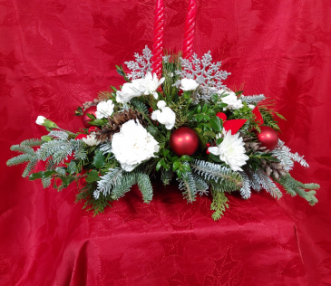 Snowflake Centerpiece Fresh in Oil City, PA | DOUBLE BLOOM