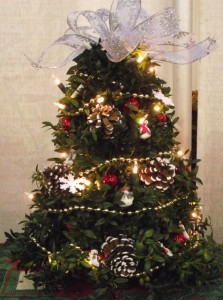 Snowman Boxwood Tree