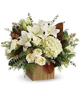  Snowy Woods Bouquet 