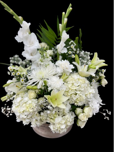 Soft Dreams SCF Original - Designed By Kelly in Southbury, CT | SOUTHBURY COUNTRY FLORIST