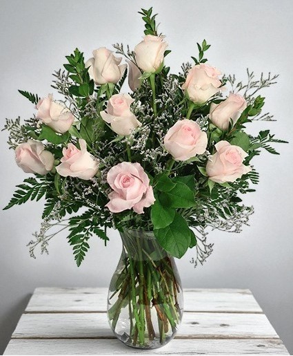 Soft Pink Dozen Rose Arrangement