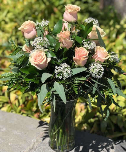 Soft Pink Dozen Roses Vased Arrangement