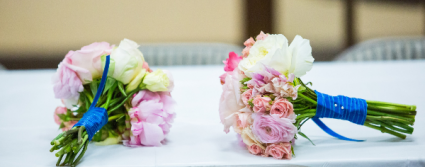 Soft Pink Handheld Bouquet Delight 