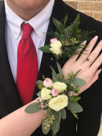 Soft Vintage Corsage & Boutonniere  in Pleasanton, TX | The Olive Branch