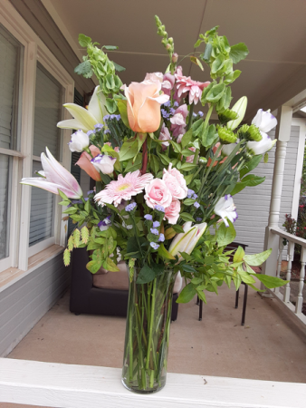 pleasant to the eye for any occasion vase