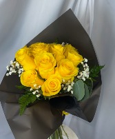 Sol Eterno - 12 Yellow Roses 12 Yellow Roses 