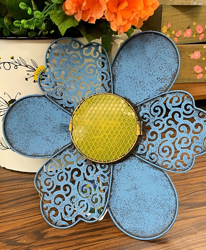 Solar Flower Yard Art