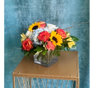SOLSTICE CUBE FRESH ARRANGEMENT