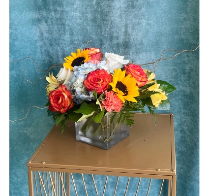 SOLSTICE CUBE FRESH ARRANGEMENT