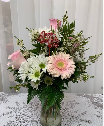 Something Sweet Bouquet All around bouquet in Berwick, LA | TOWN & COUNTRY FLORIST & GIFTS, INC.
