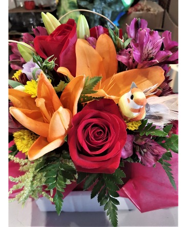 YOU'RE THE BEST ! A bright arrangement in a glass cube in Halifax, NS | Twisted Willow